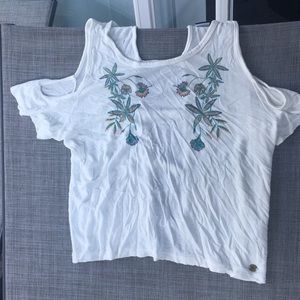 NWOT Roxy cold shoulder top